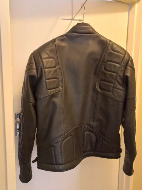 LEATHER BIKER JACKET BY LEATHERHEAD MEDIUM TO LARGE